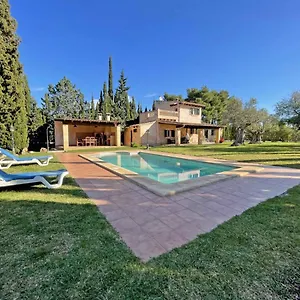 finca-caseta-des-pradi-biel.allmallorcahotels.com/